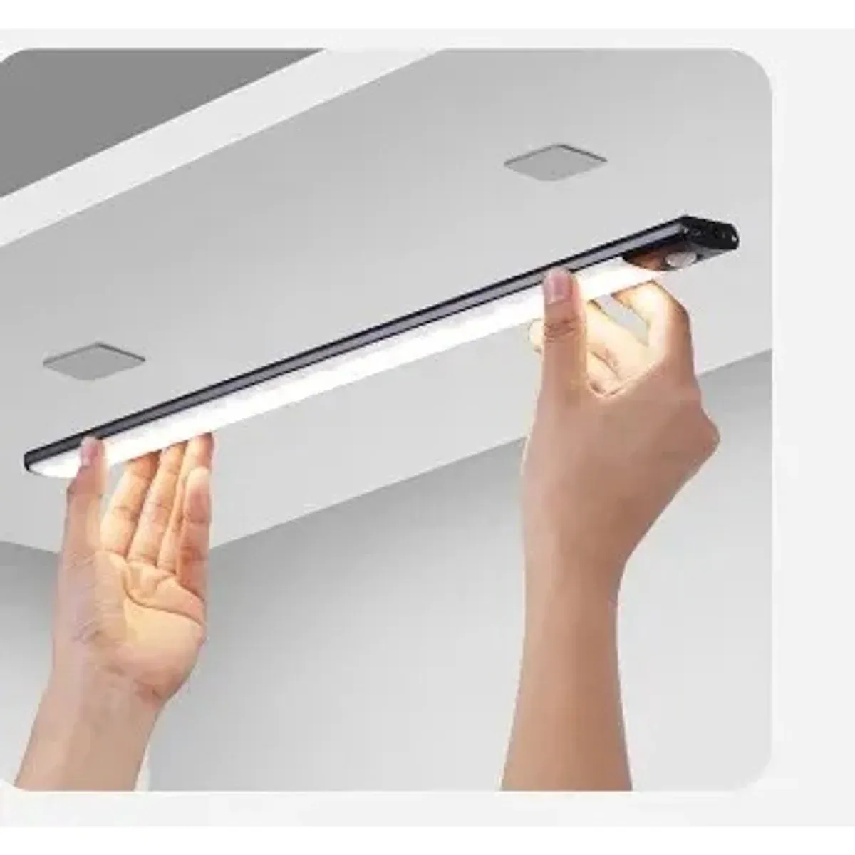 Luminária LED com sensor de presença recarregável, foto 2